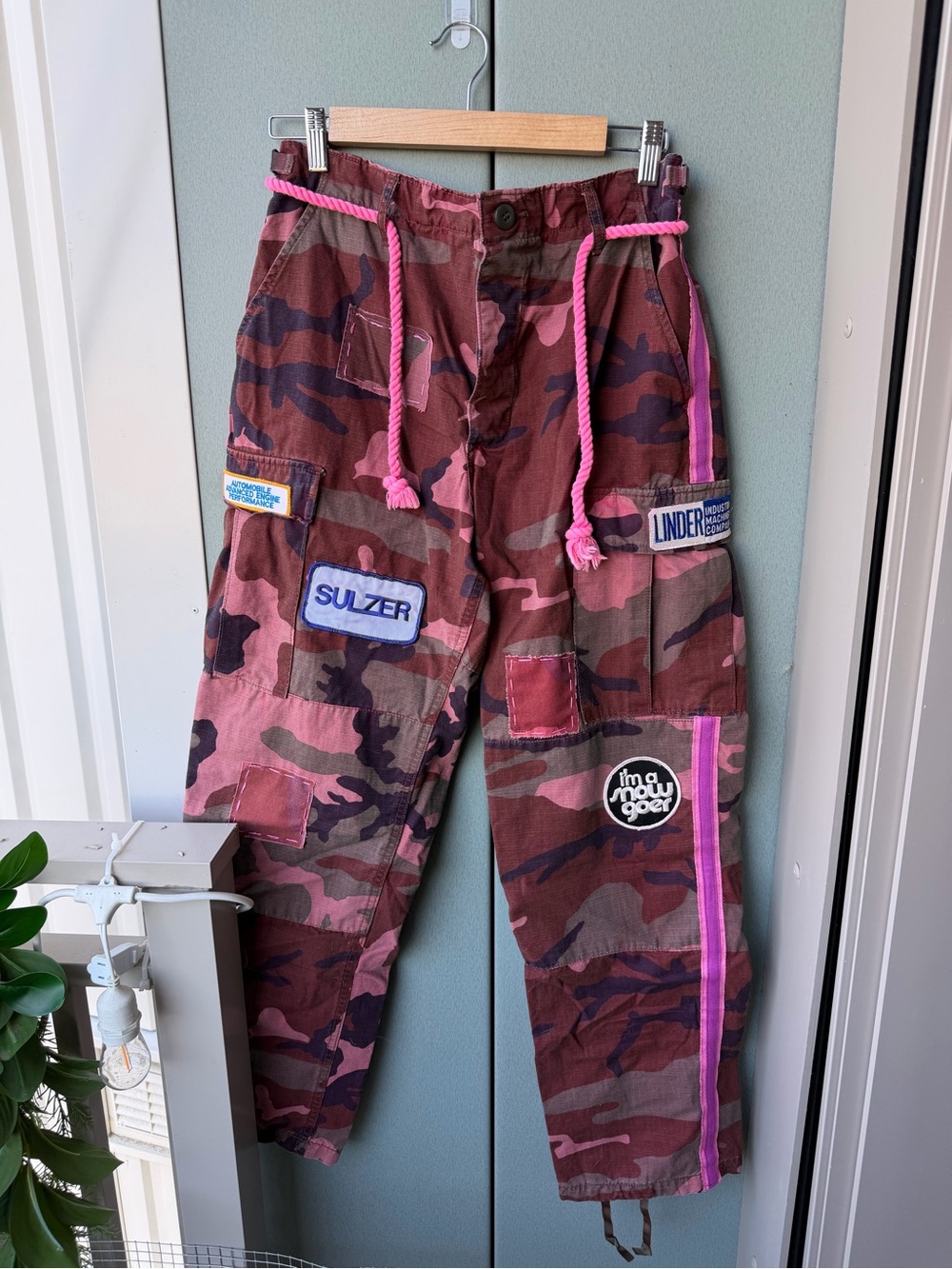 NWT Free People RILEY Pink Camo Cargo Pants Small